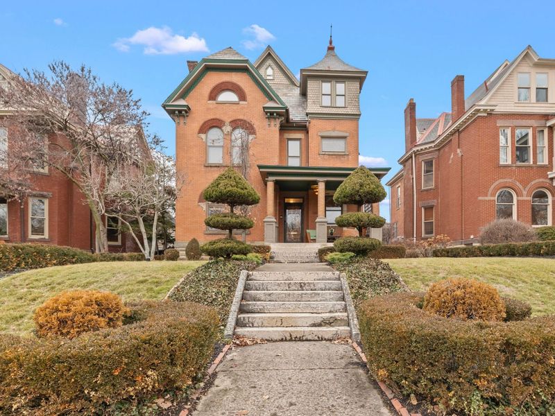 130 Buttles Avenue , Columbus, OH 43215 Photo 36