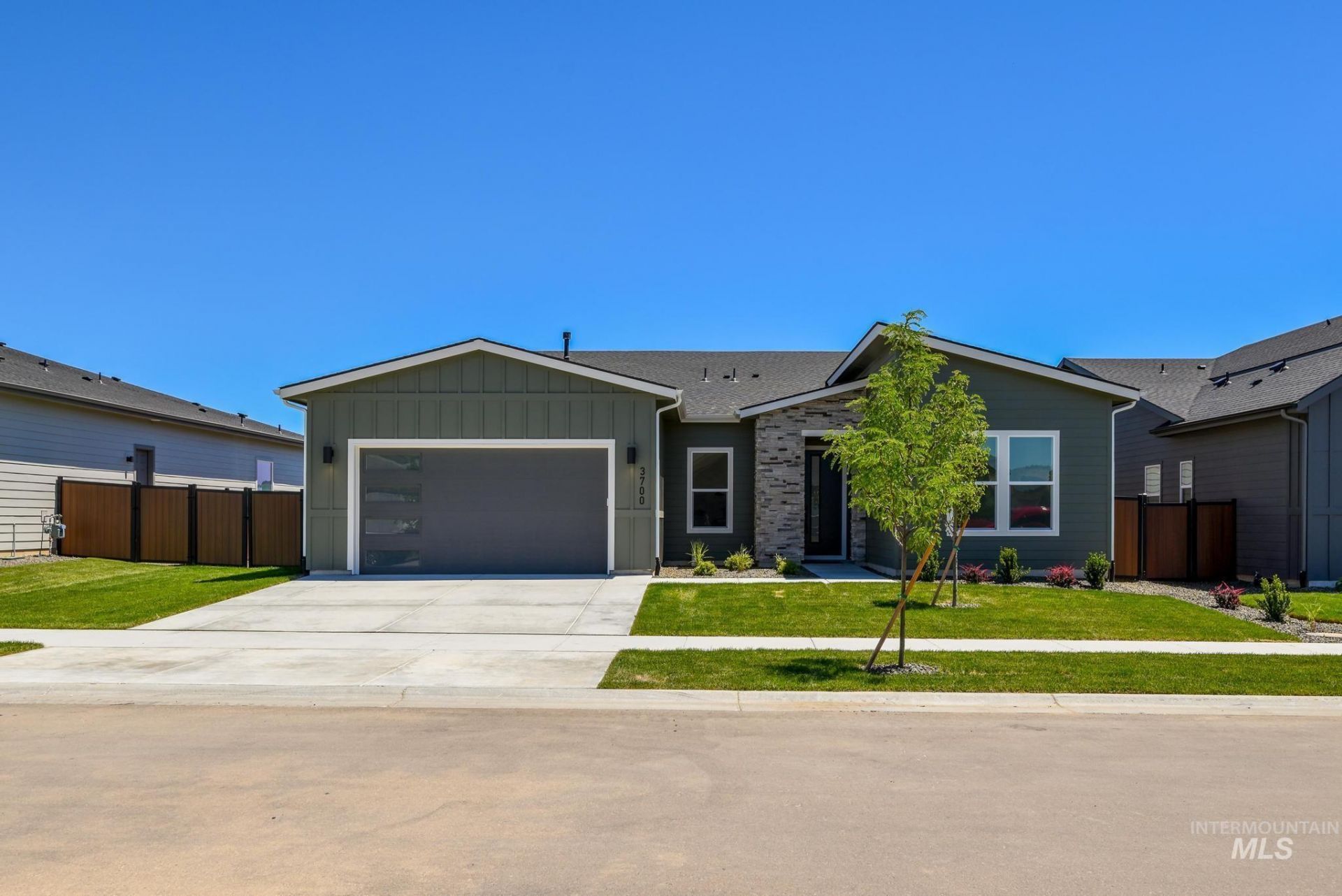 3700 N San Carlos Way, Star, ID 83669 Main Photo