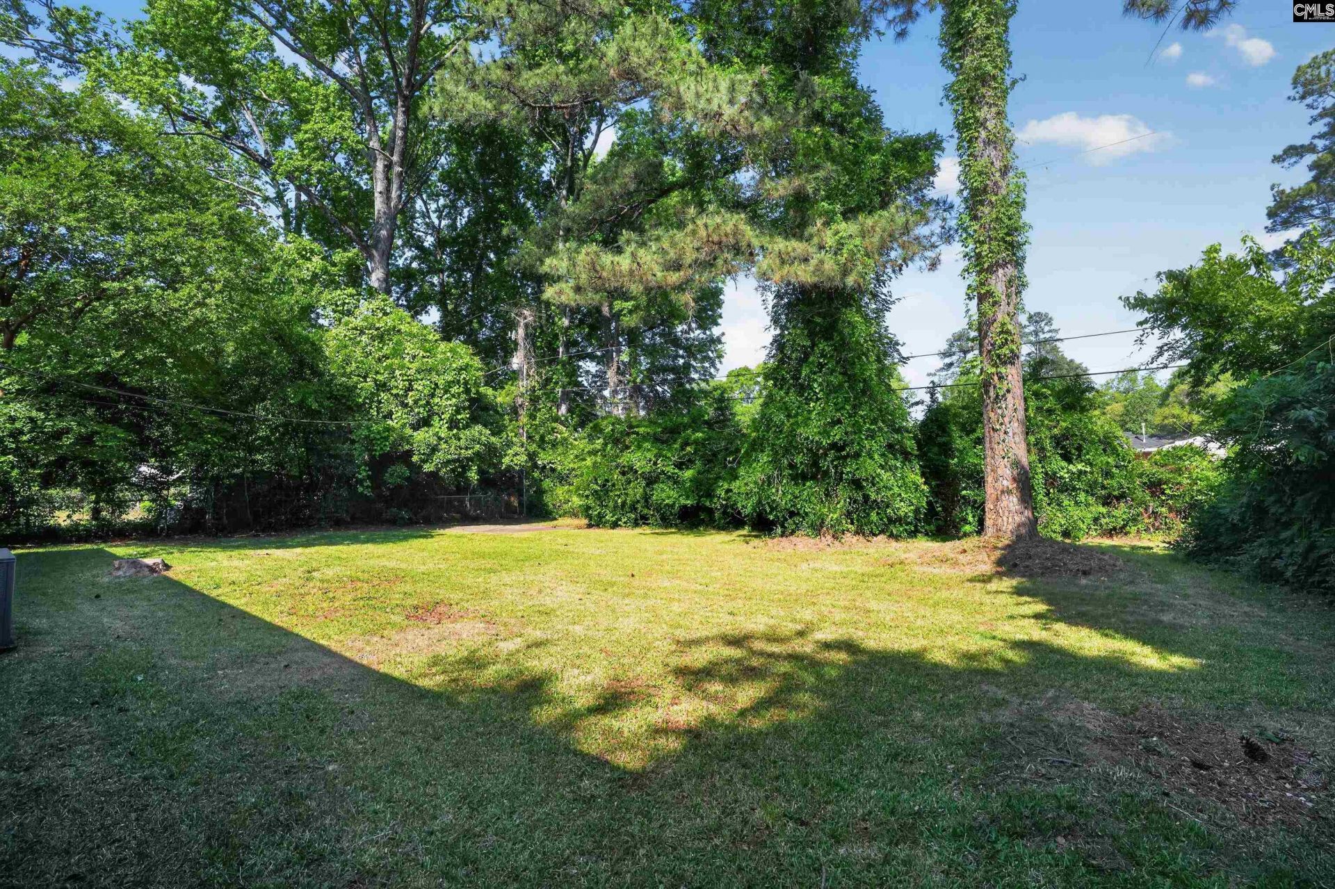 1015 Greenlawn Drive Photo 10