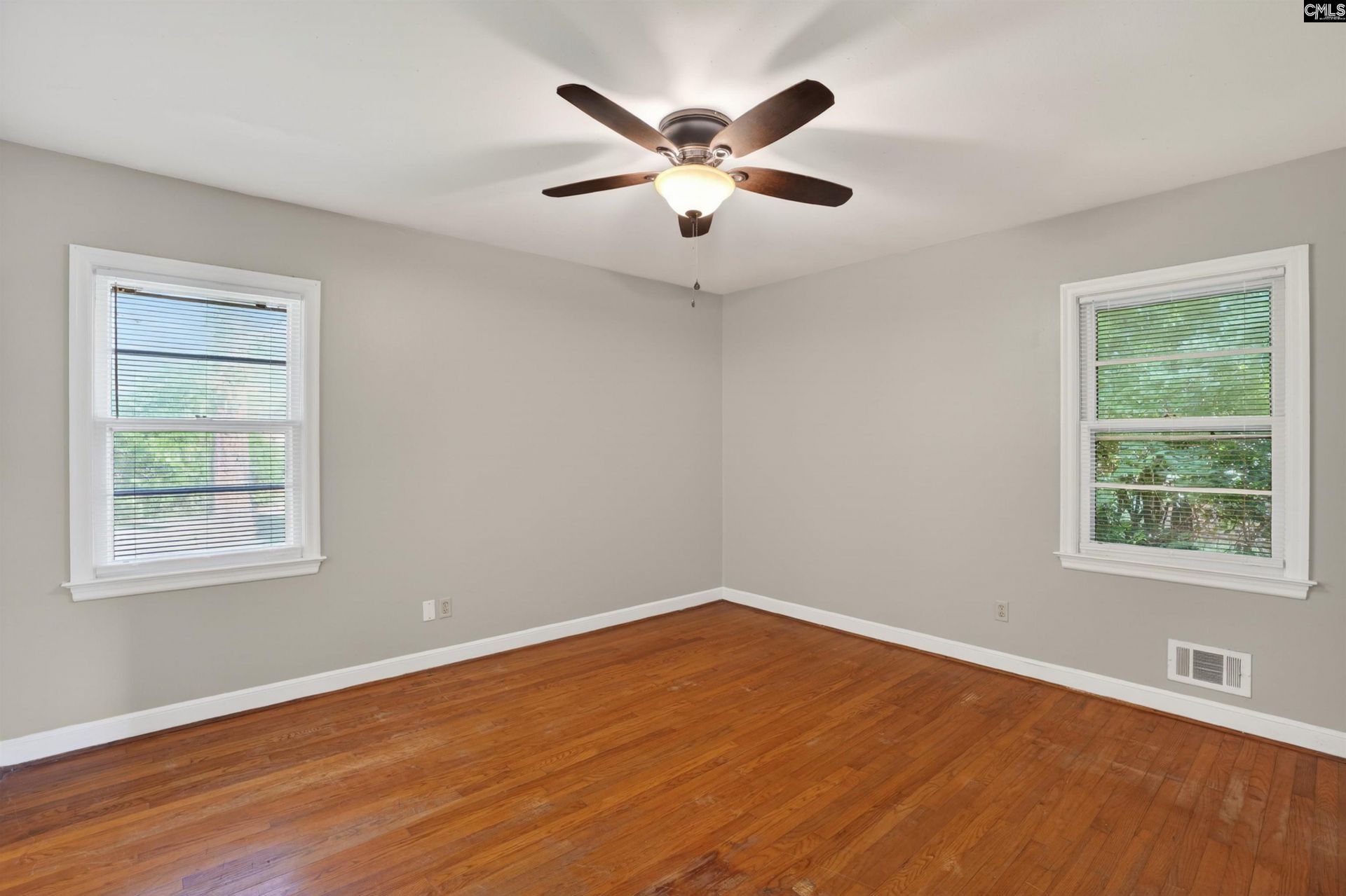 1015 Greenlawn Drive Photo 18