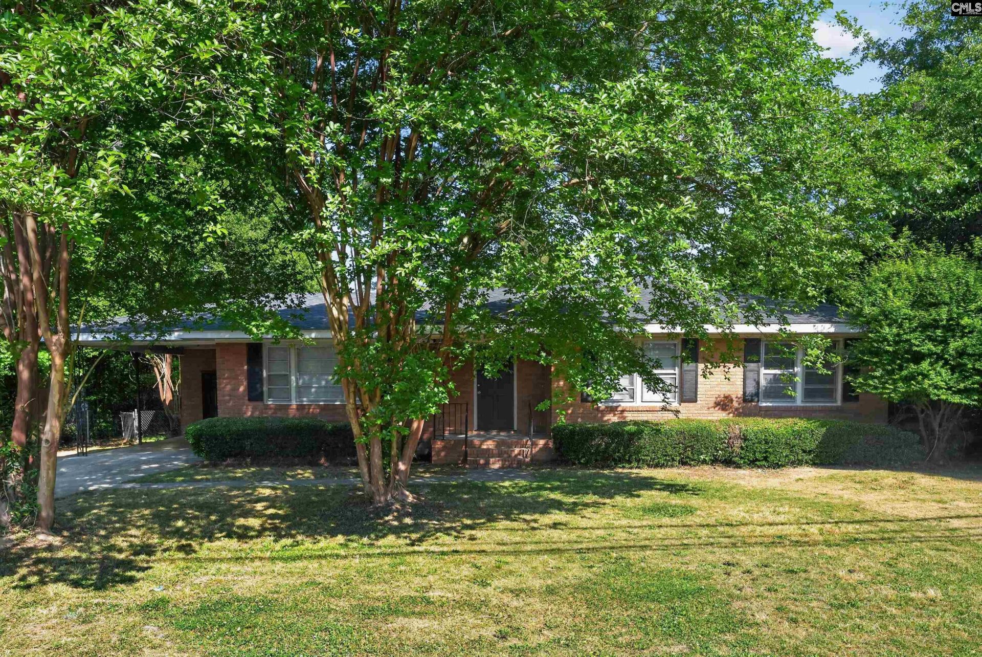 1015 Greenlawn Drive Photo 8