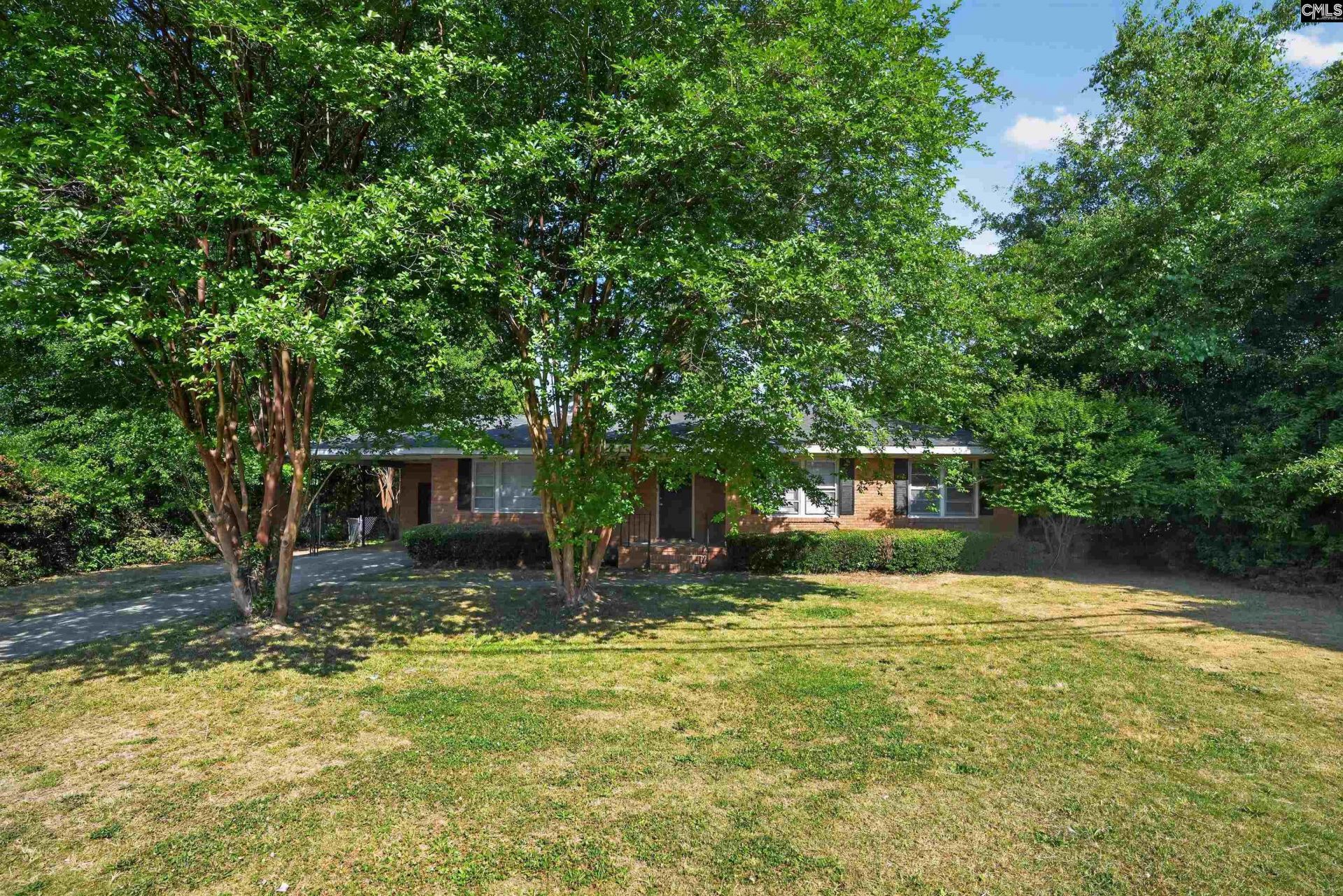 1015 Greenlawn Drive Photo 9