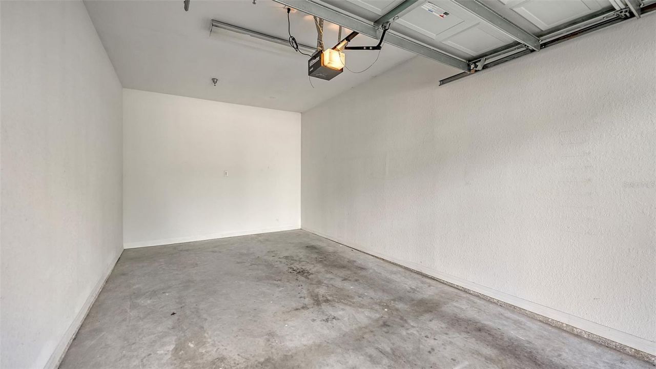 5561 Rosehill Road, Unit 104, Sarasota, FL 34233 Photo