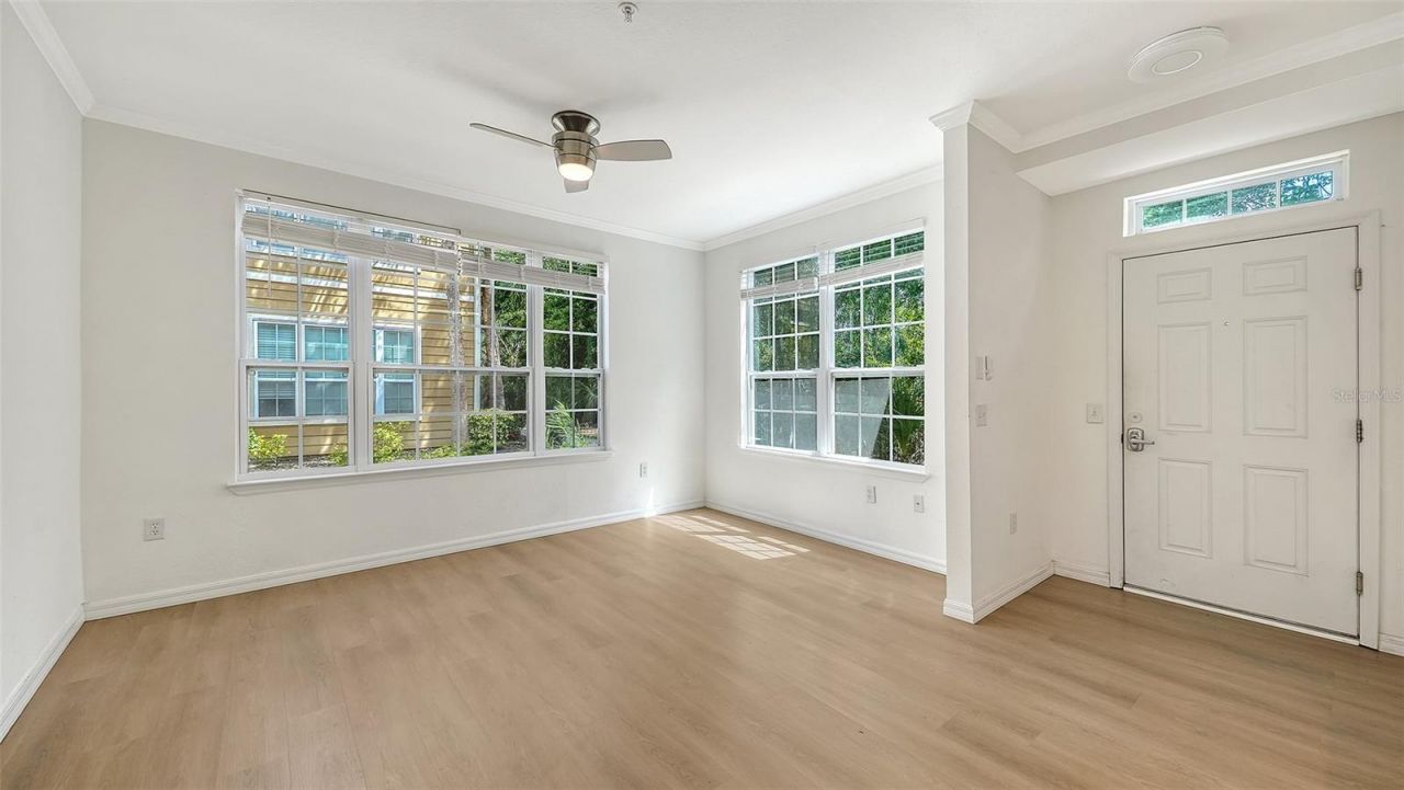 5561 Rosehill Road, Unit 104, Sarasota, FL 34233 Photo