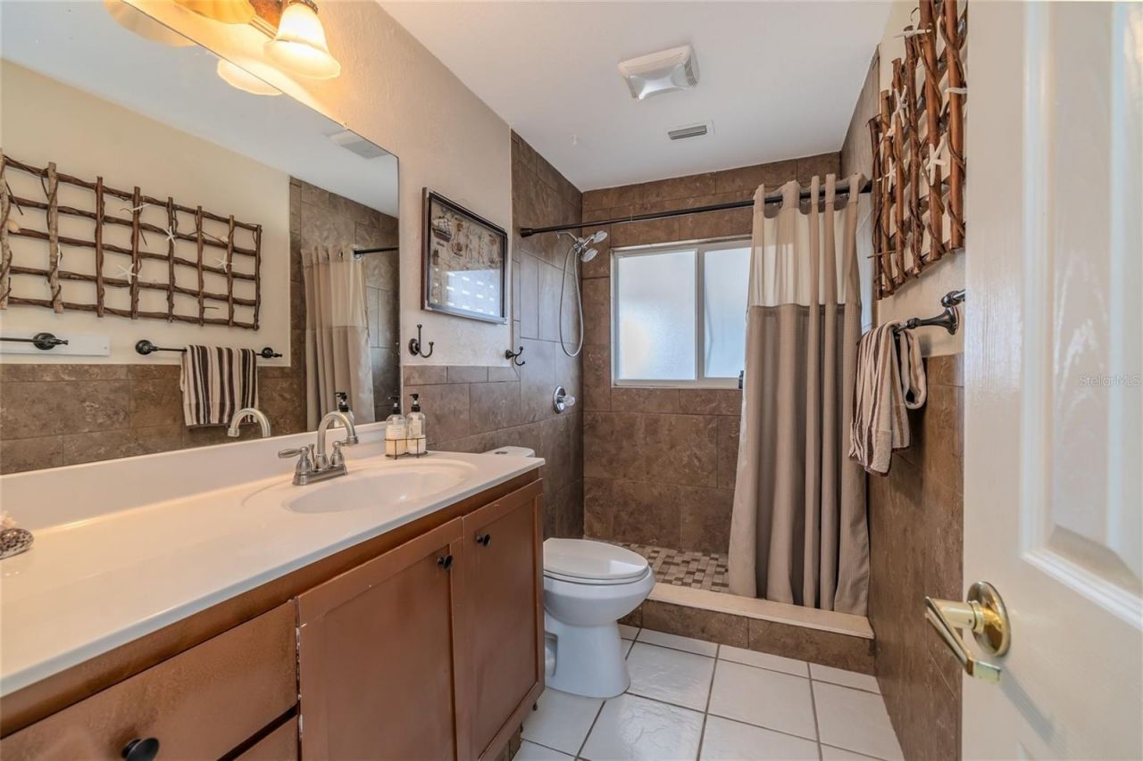 1413 N Atlantic Avenue, New Smyrna Beach, FL 32169 Photo