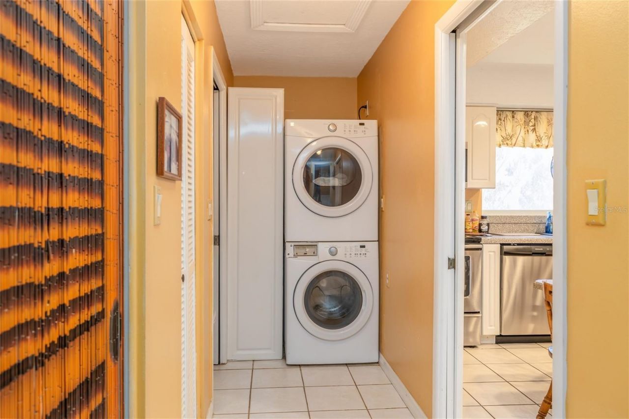 1413 N Atlantic Avenue, New Smyrna Beach, FL 32169 Photo