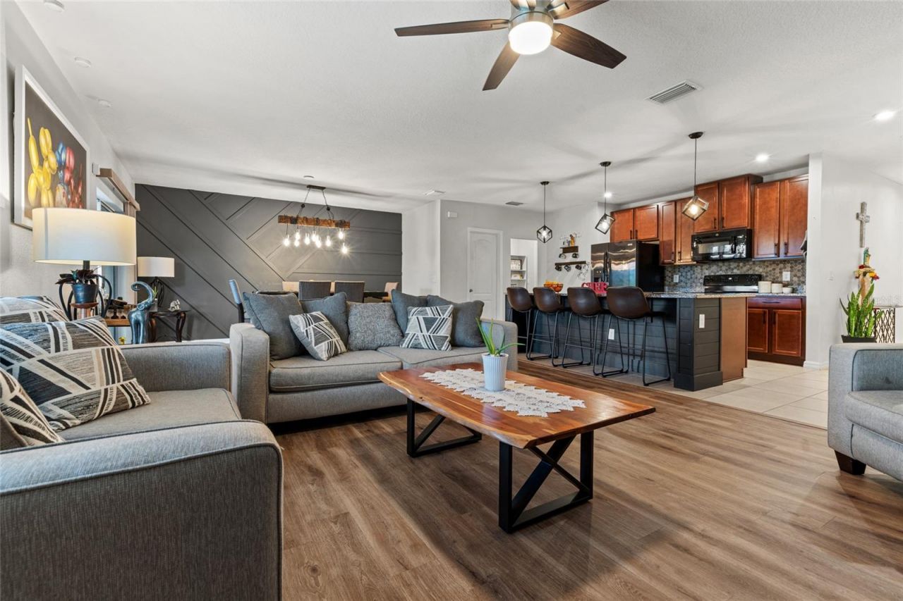 10480 Hawks Landing Drive, Land O Lakes, FL 34638 Photo
