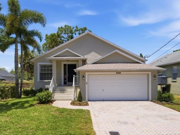 7305 S SWOOPE STREET , TAMPA, FL 33616