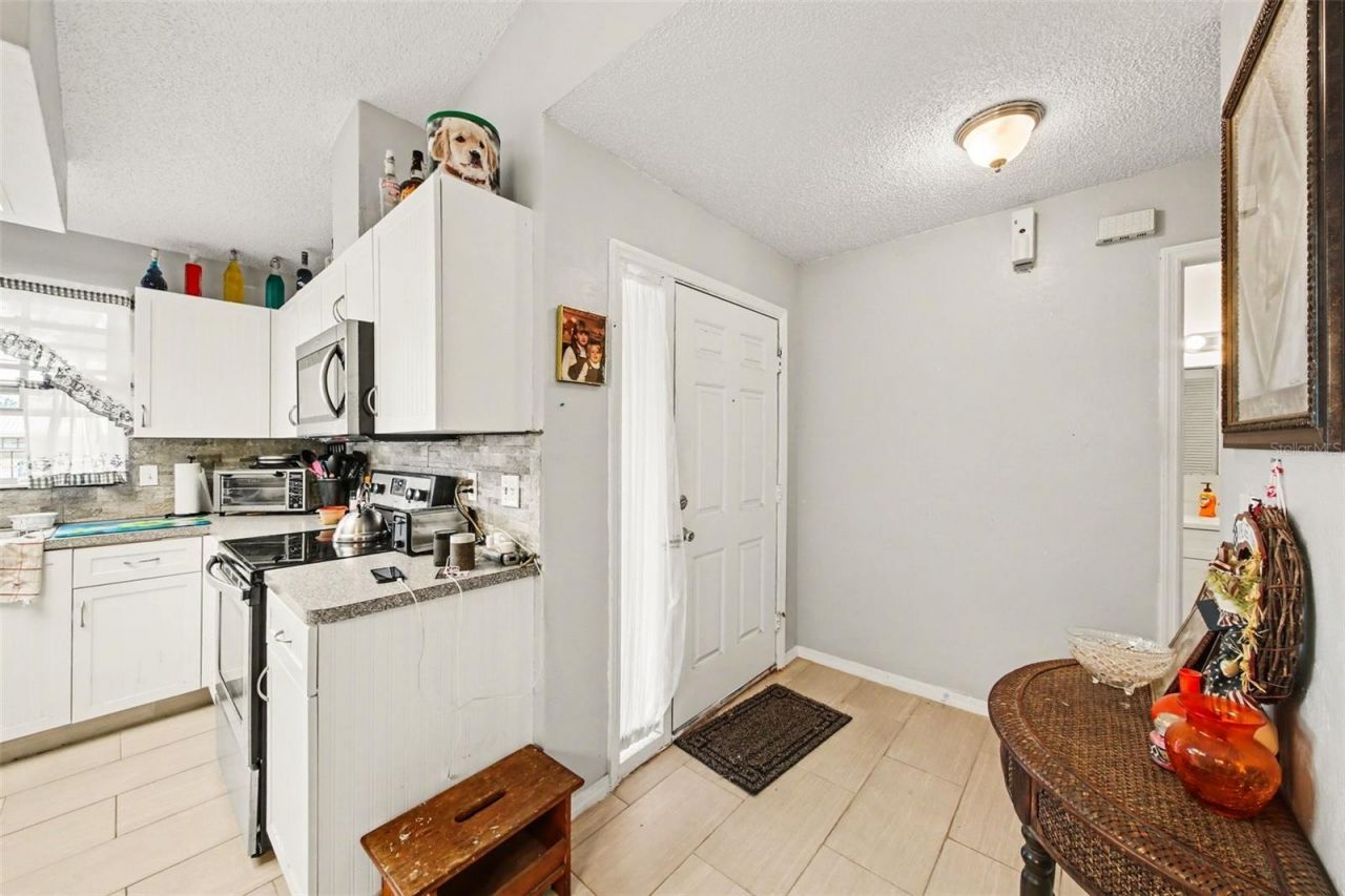 1046 Charles Street, Port Orange, FL 32129 Photo