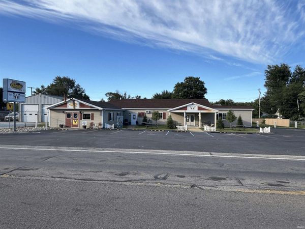 12150 N US HWY 421, Monticello, IN 47960