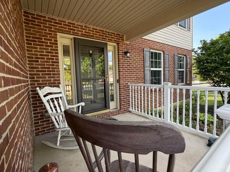 6086 Deer Crossing Court, Miami Twp, OH 45150 Photo 2