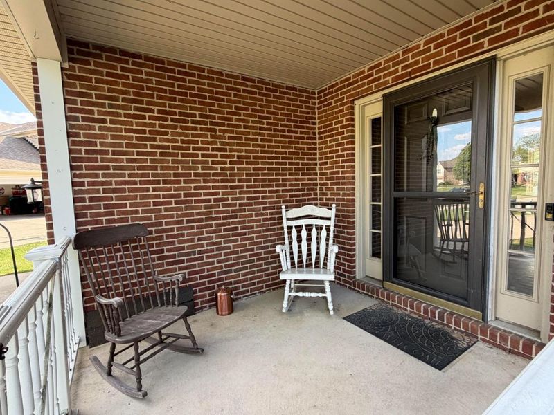 6086 Deer Crossing Court, Miami Twp, OH 45150 Photo 3