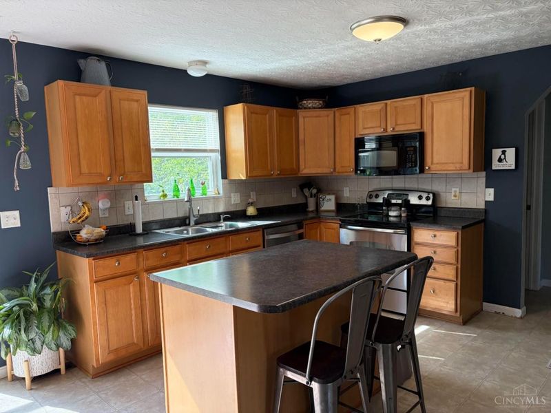 6086 Deer Crossing Court, Miami Twp, OH 45150 Photo 7
