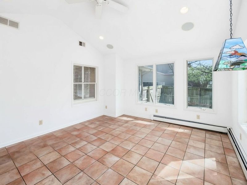 4393 Donington Road, Columbus, OH 43220 Photo 26