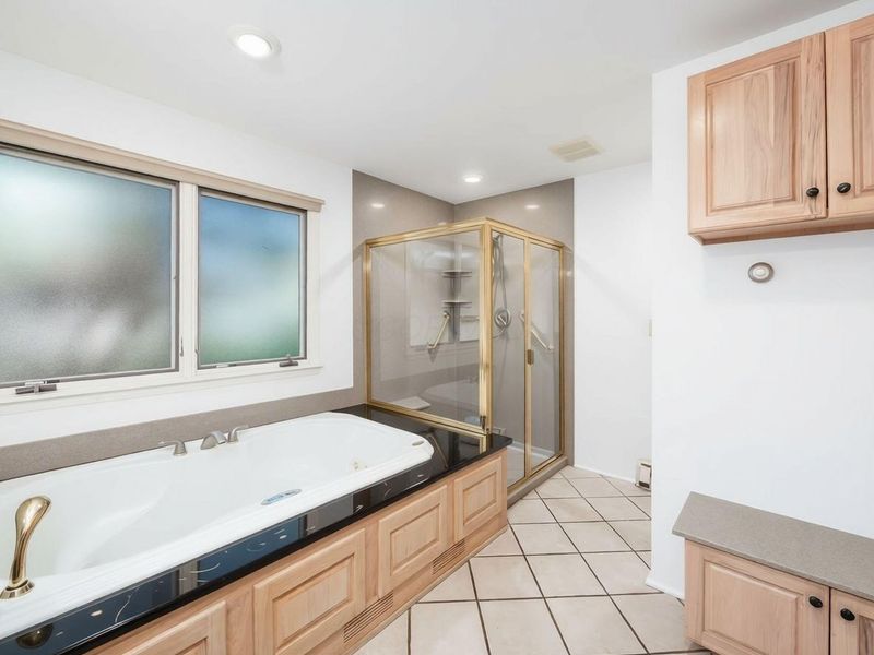 4393 Donington Road, Columbus, OH 43220 Photo 33