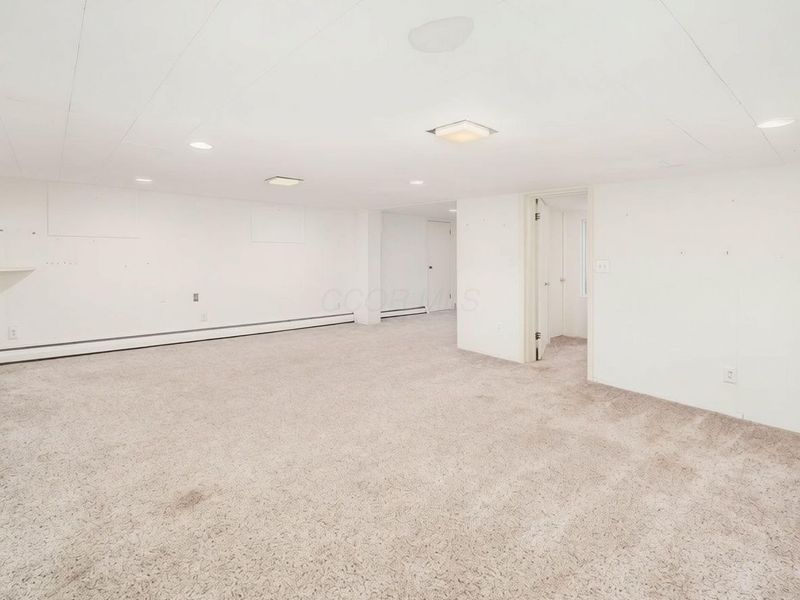 4393 Donington Road, Columbus, OH 43220 Photo 39