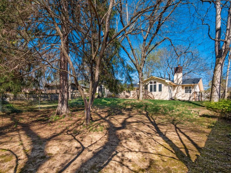 4393 Donington Road, Columbus, OH 43220 Photo 46