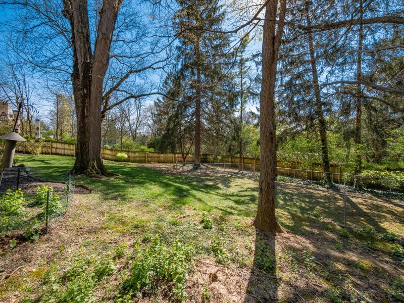 4393 Donington Road, Columbus, OH 43220 Photo 48