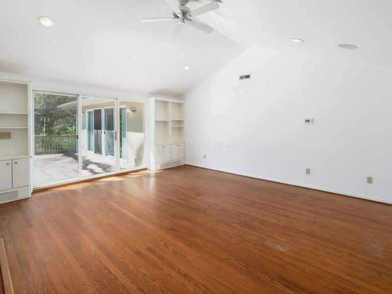 4393 Donington Road, Columbus, OH 43220 Photo 5