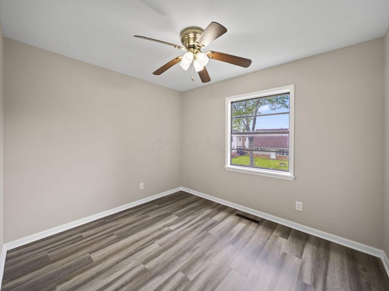 1422 Benson Drive , Columbus, OH 43227 Photo 11