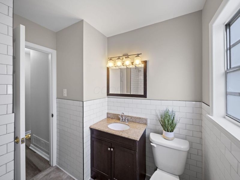 1422 Benson Drive , Columbus, OH 43227 Photo 14