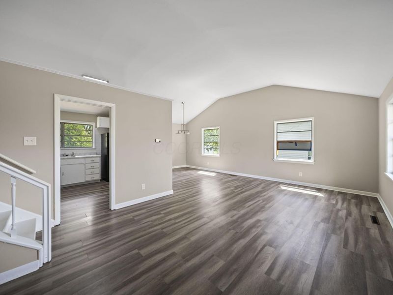 1422 Benson Drive , Columbus, OH 43227 Photo 4