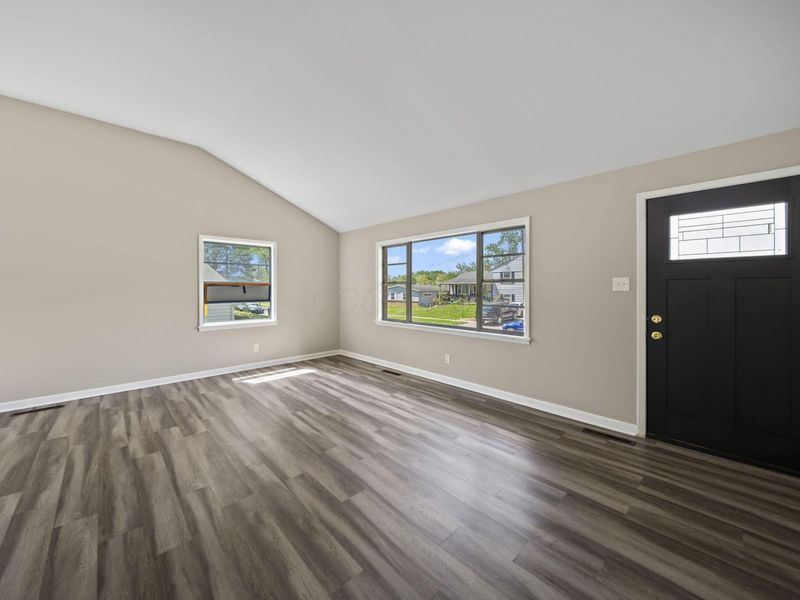 1422 Benson Drive , Columbus, OH 43227 Photo 5