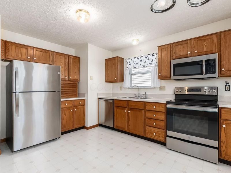 7338 Aplin Drive, Reynoldsburg, OH 43068 Photo 13