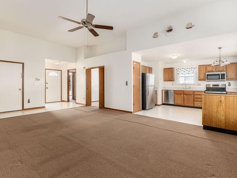 7338 Aplin Drive, Reynoldsburg, OH 43068 Photo 3