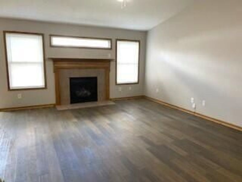 5910 Wellbrid Drive, Galloway, OH 43119 Photo 2