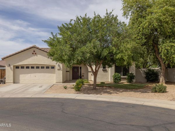 18302 W GEORGIA Avenue, Litchfield Park, AZ 85340