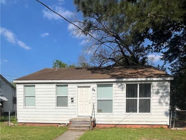 47 CHESTER Street, Alexandria, LA 71301