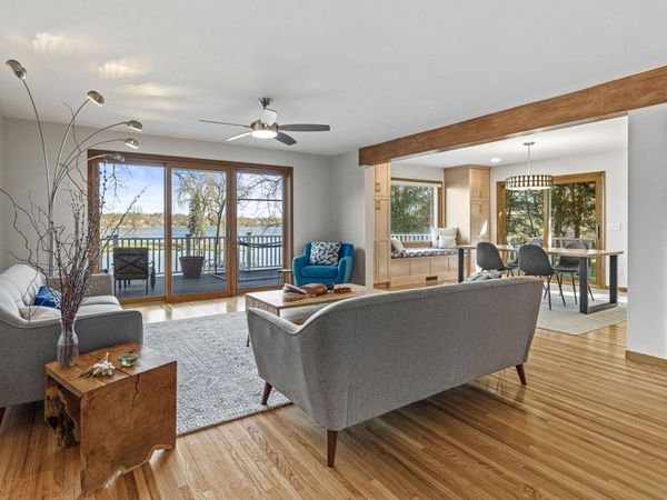 455 S Owasso Boulevard W, Roseville, MN 55113