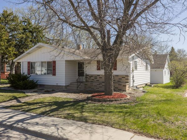 34 Ivy Avenue NE, Richmond, MN 56368