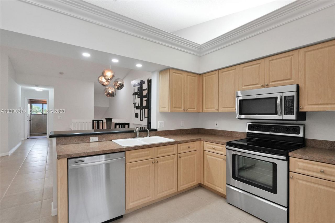 7525 NW 61st Ter, Unit 804, Parkland, FL 33067 Photo