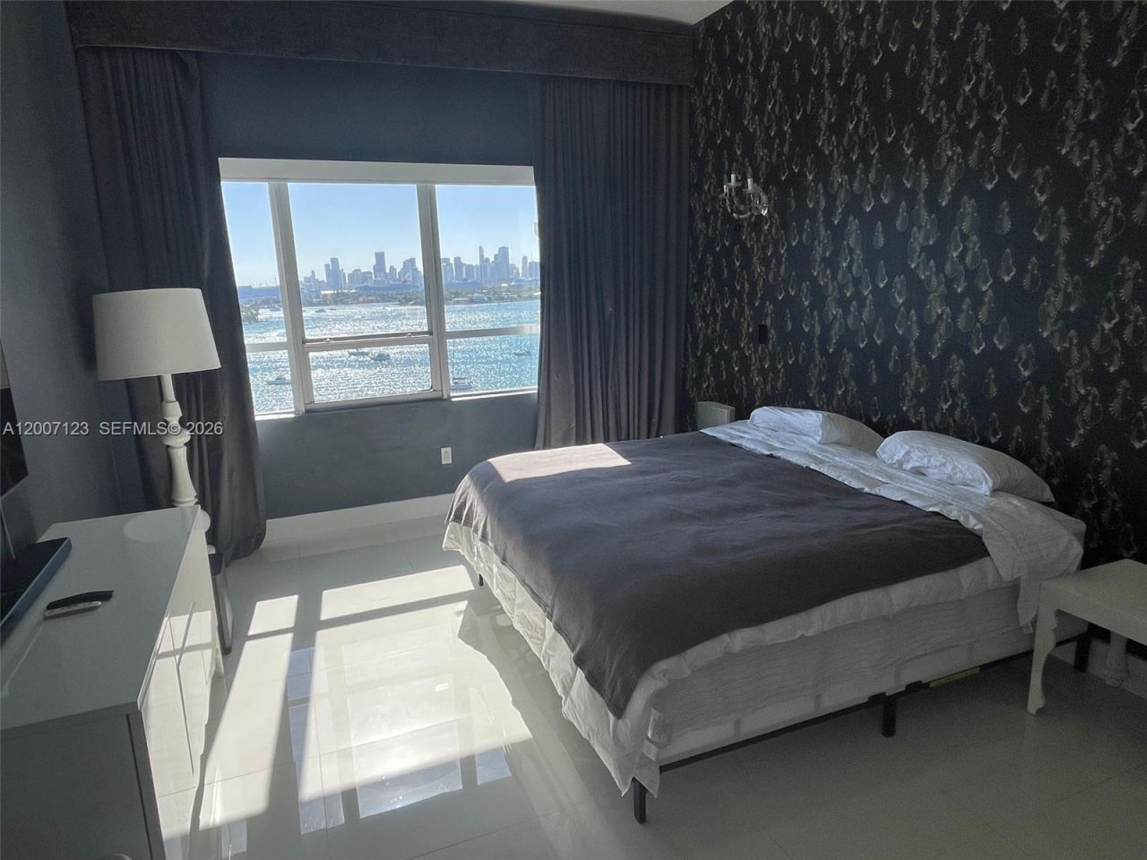 1500 Bay Rd, Unit 1524S, Miami Beach, FL 33139 Photo