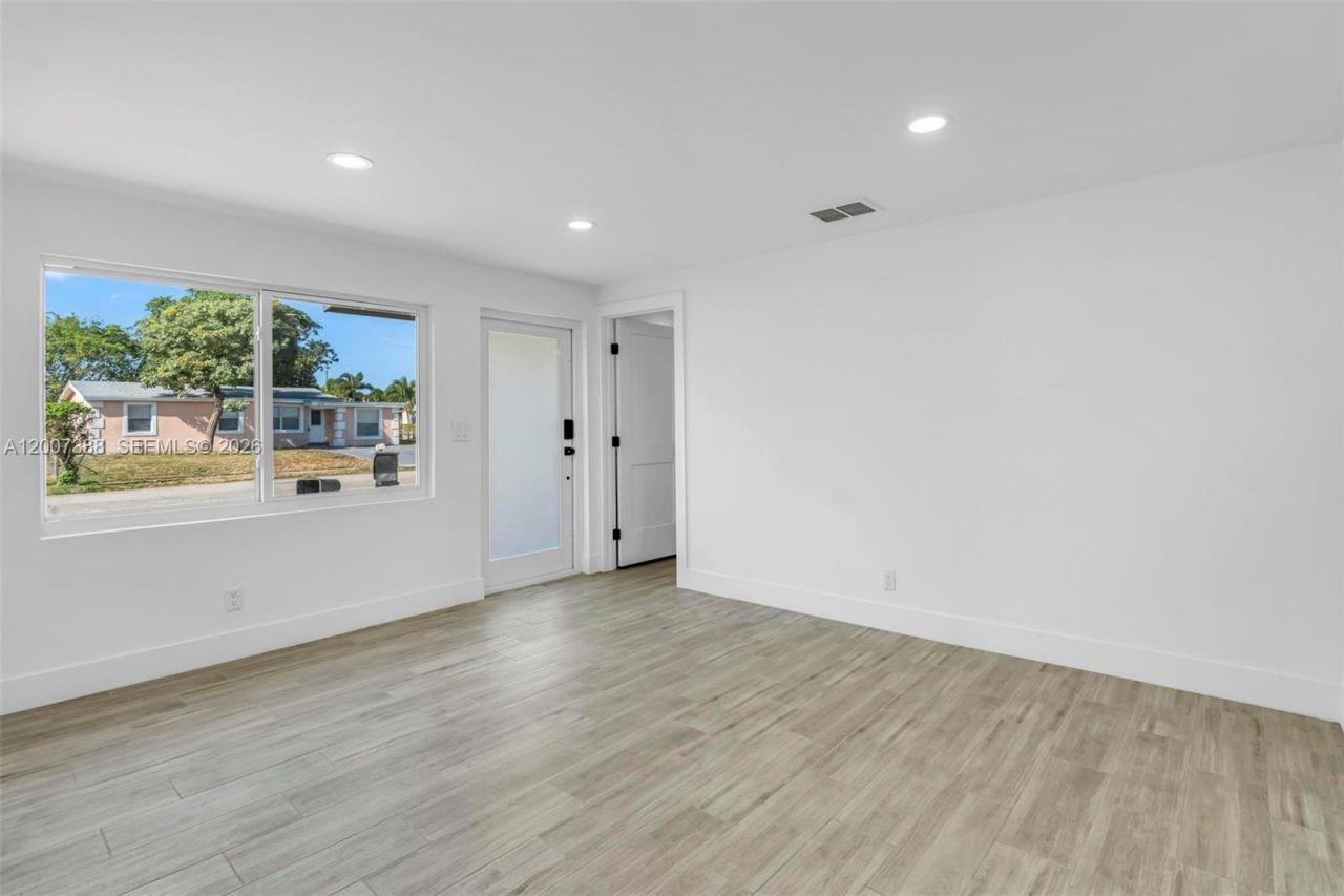 311 NW 12th Ave , Delray Beach, FL 33444 Photo