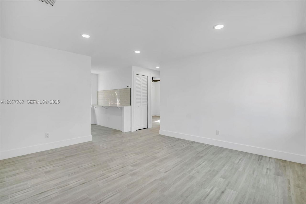 311 NW 12th Ave , Delray Beach, FL 33444 Photo