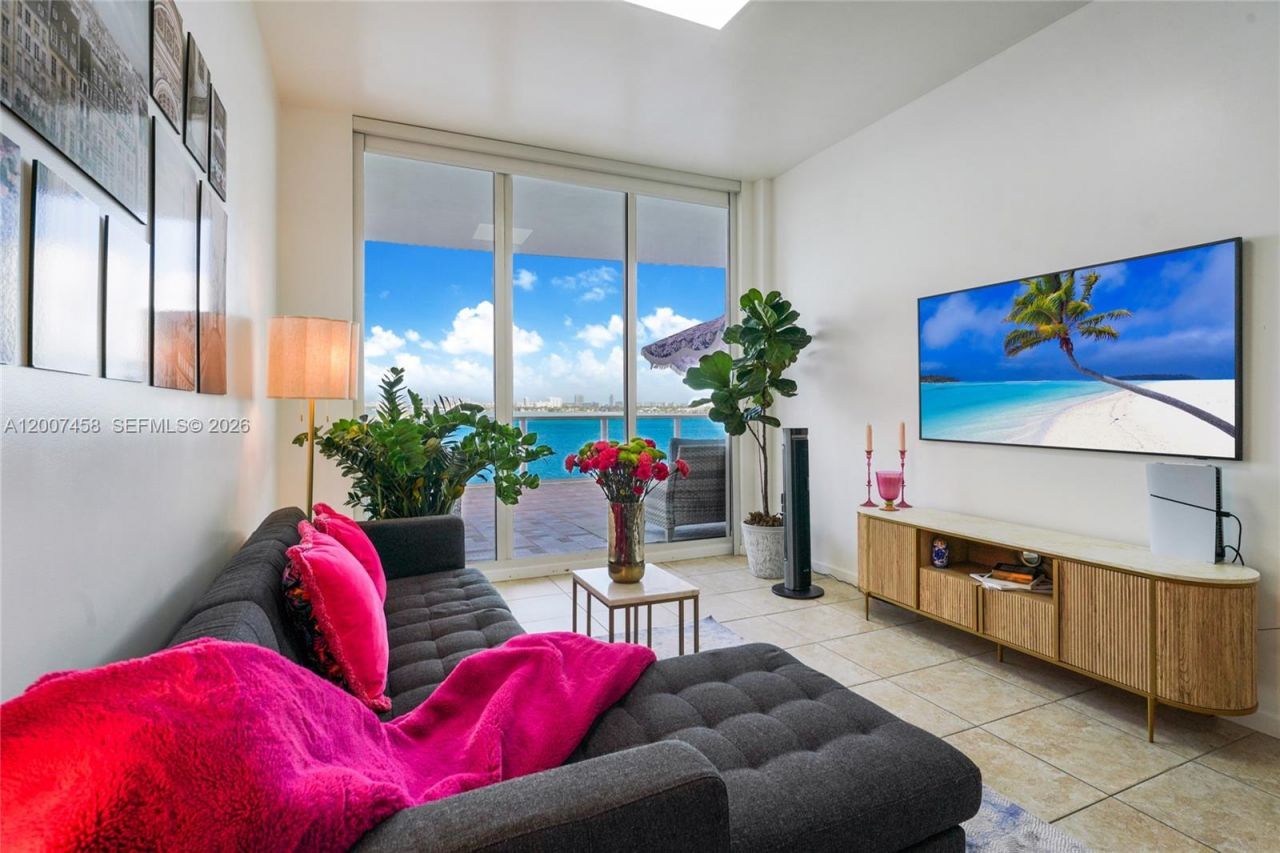 725 NE 22nd St , Unit 7B, Miami, FL 33137 Photo