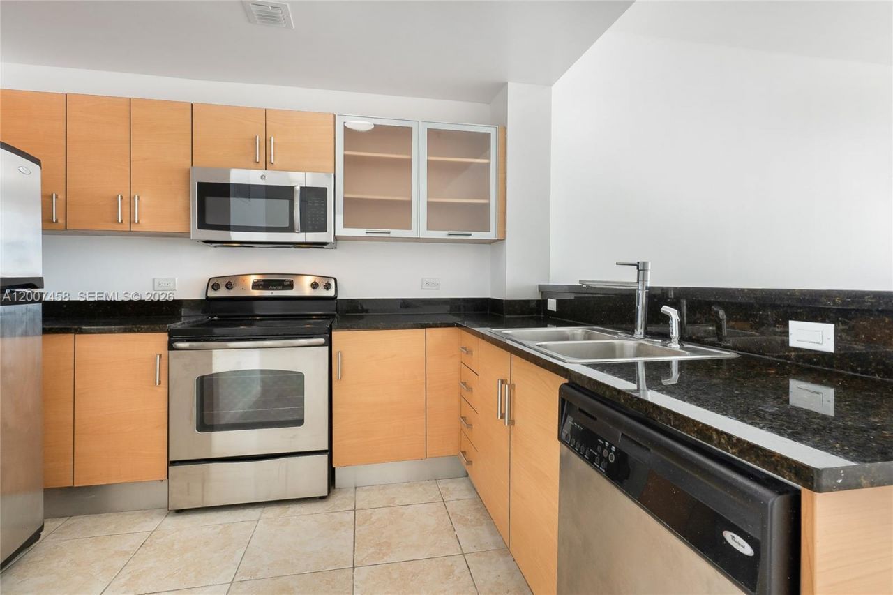 725 NE 22nd St , Unit 7B, Miami, FL 33137 Photo