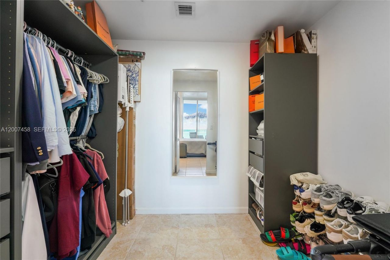 725 NE 22nd St , Unit 7B, Miami, FL 33137 Photo