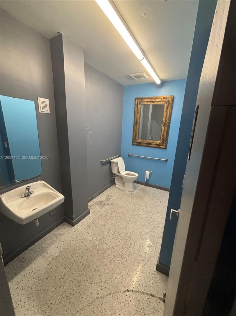 1407 Washington Ave , Unit 1401, Miami Beach, FL 33139 Photo