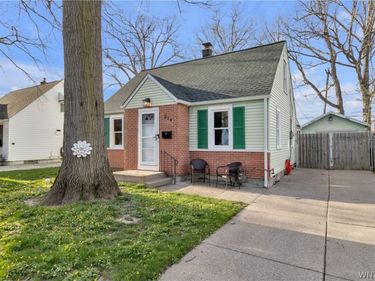 214 Woodland Drive, Buffalo, NY 14223