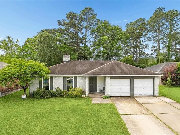 109 CASTLE Drive , Slidell, LA 70458