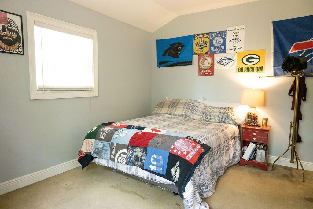 690 Longleaf Drive Photo 23