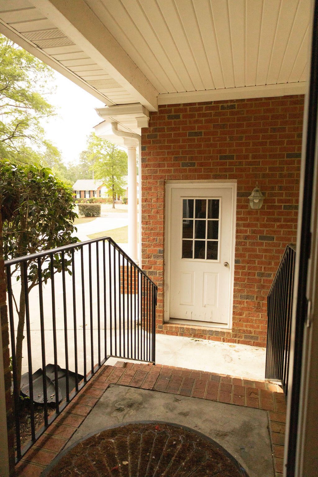 690 Longleaf Drive Photo 26