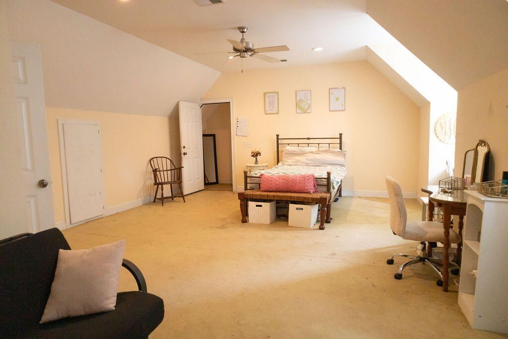690 Longleaf Drive Photo 27