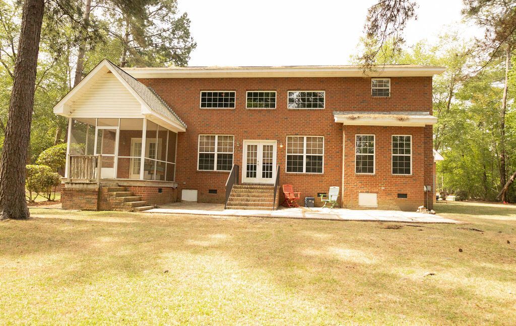 690 Longleaf Drive Photo 30