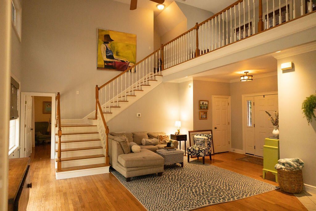 690 Longleaf Drive Photo 4