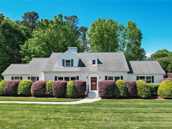 3905 Friendly Avenue, Greensboro, NC 27410